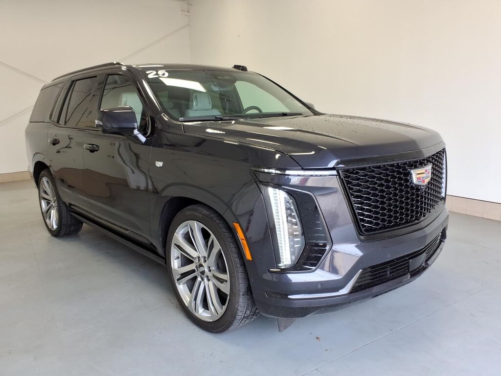 2025 Cadillac Escalade — photo 1 of 7