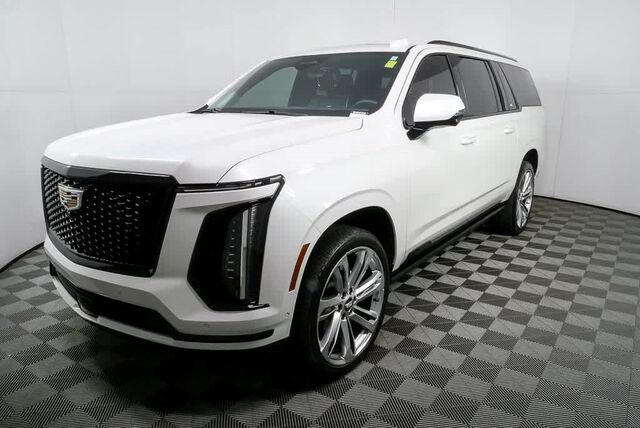 2025 Cadillac Escalade ESV