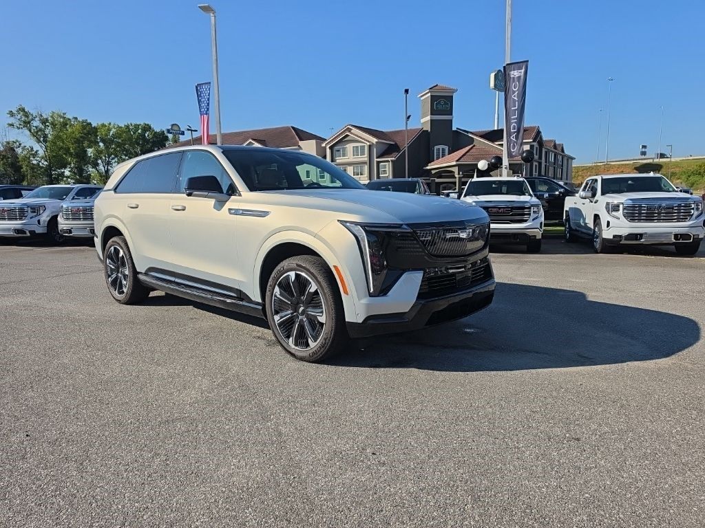 2025 Cadillac Escalade IQ — photo 1 of 7