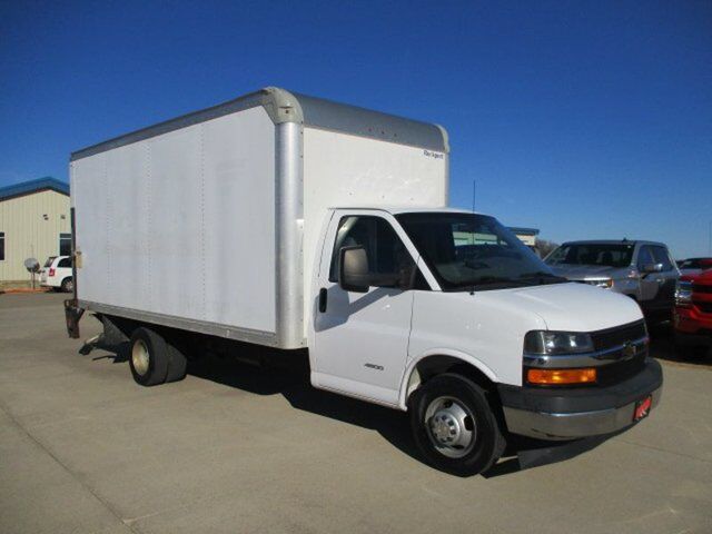 2017 Chevrolet Express Commercial Cutaway 4500 Series