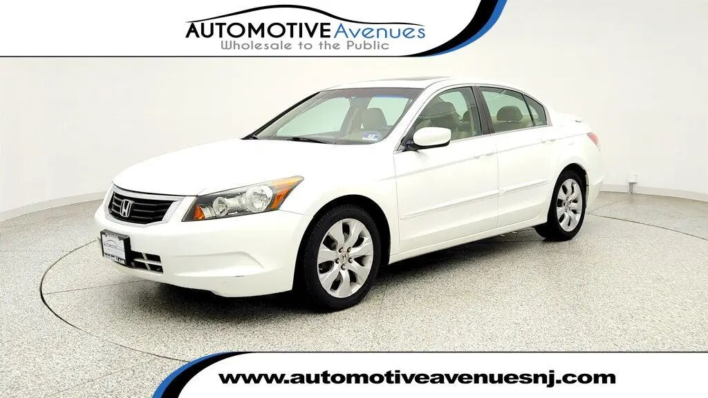 2010 Honda Accord EX-L — photo 1 of 13