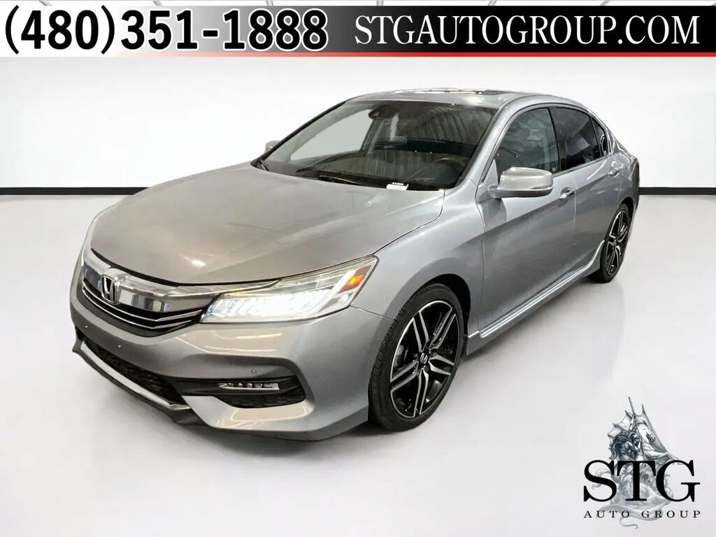 2017 Honda Accord Touring — photo 1 of 13