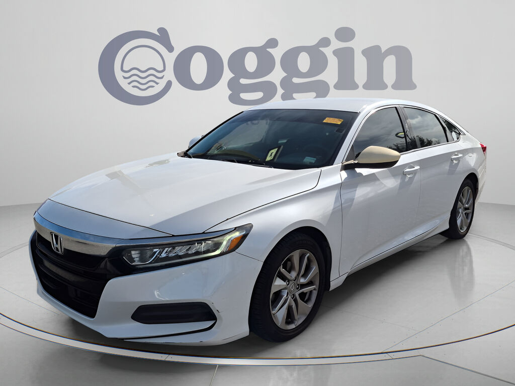 2019 Honda Accord Sedan LX — photo 1 of 7