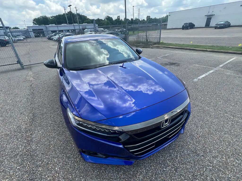 2022 Honda Accord Sport — photo 1 of 13