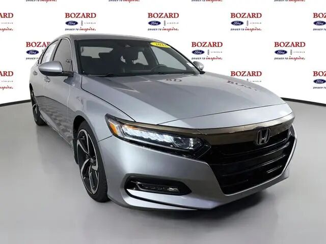 2018 Honda Accord Sport — photo 1 of 11