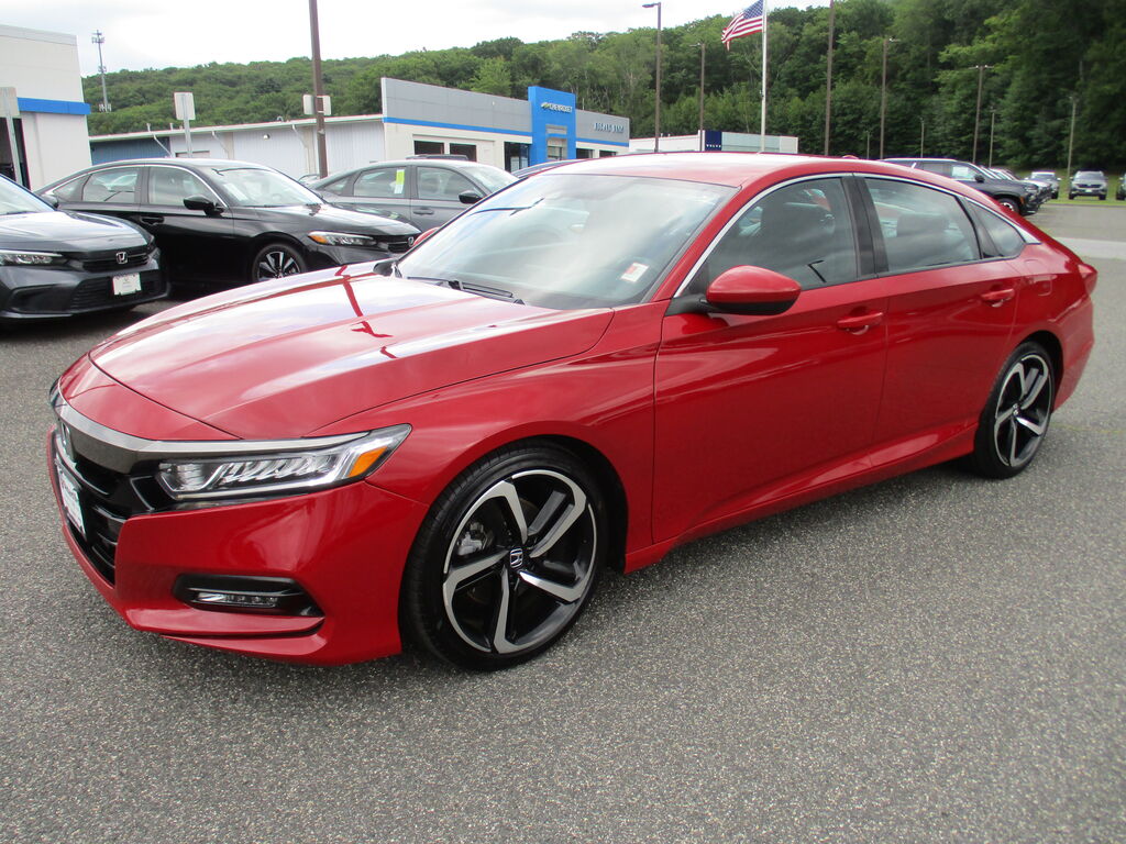 2018 Honda Accord Sedan Sport — photo 1 of 7