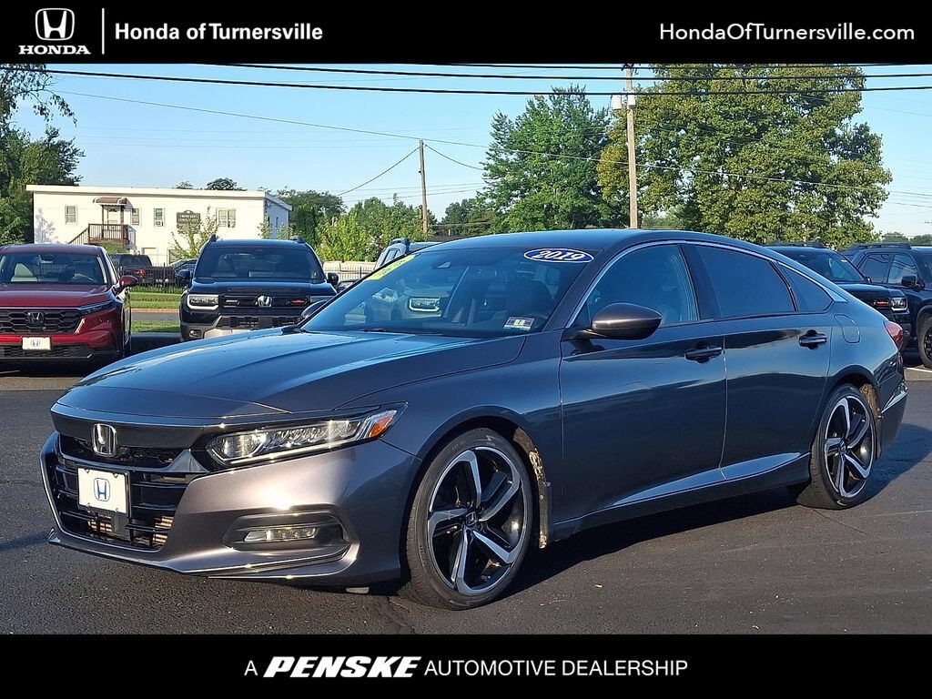 2019 Honda Accord Sedan Sport — photo 1 of 7
