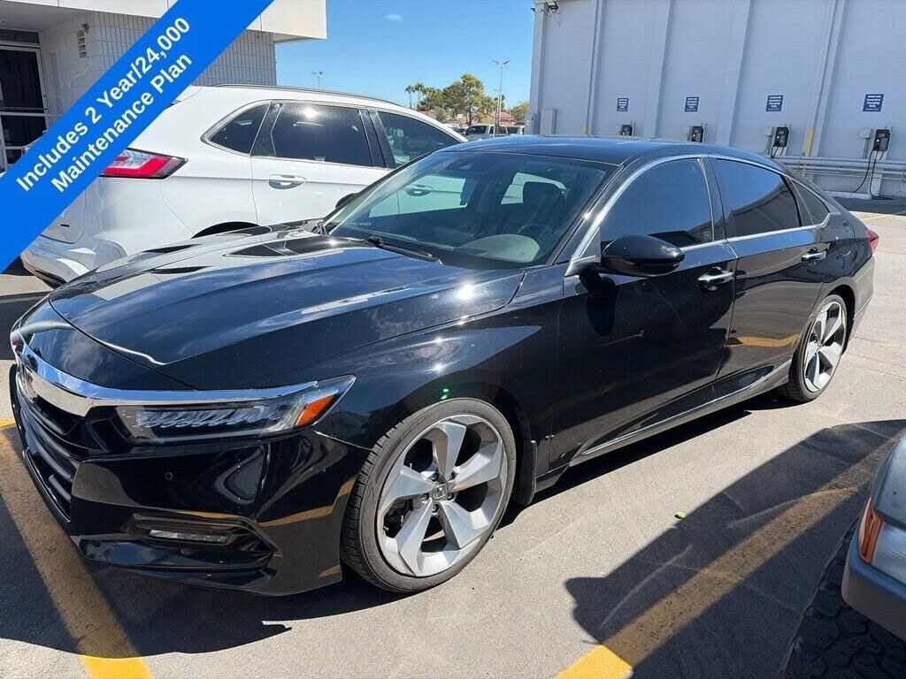 2018 Honda Accord Touring — photo 1 of 1