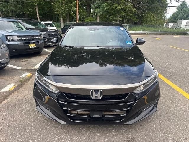 2018 Honda Accord Sport — photo 1 of 6