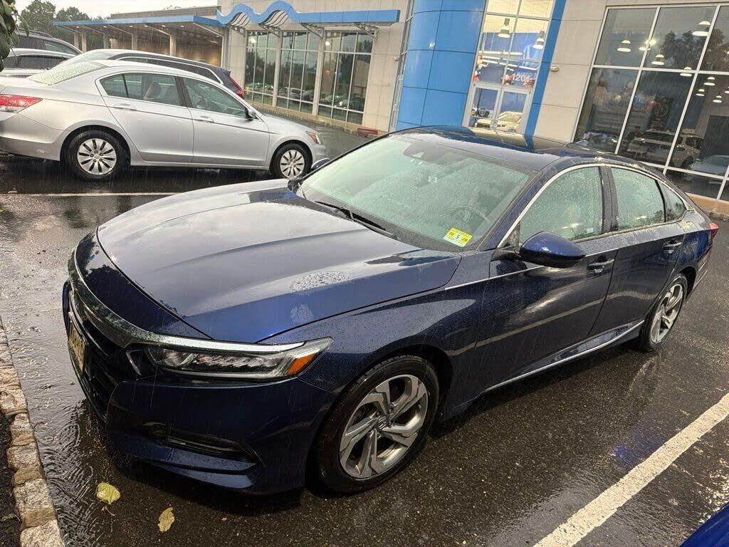 2019 Honda Accord EX-L — photo 1 of 1