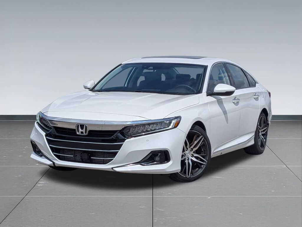 2021 Honda Accord Sedan 2.0T Touring — photo 1 of 7