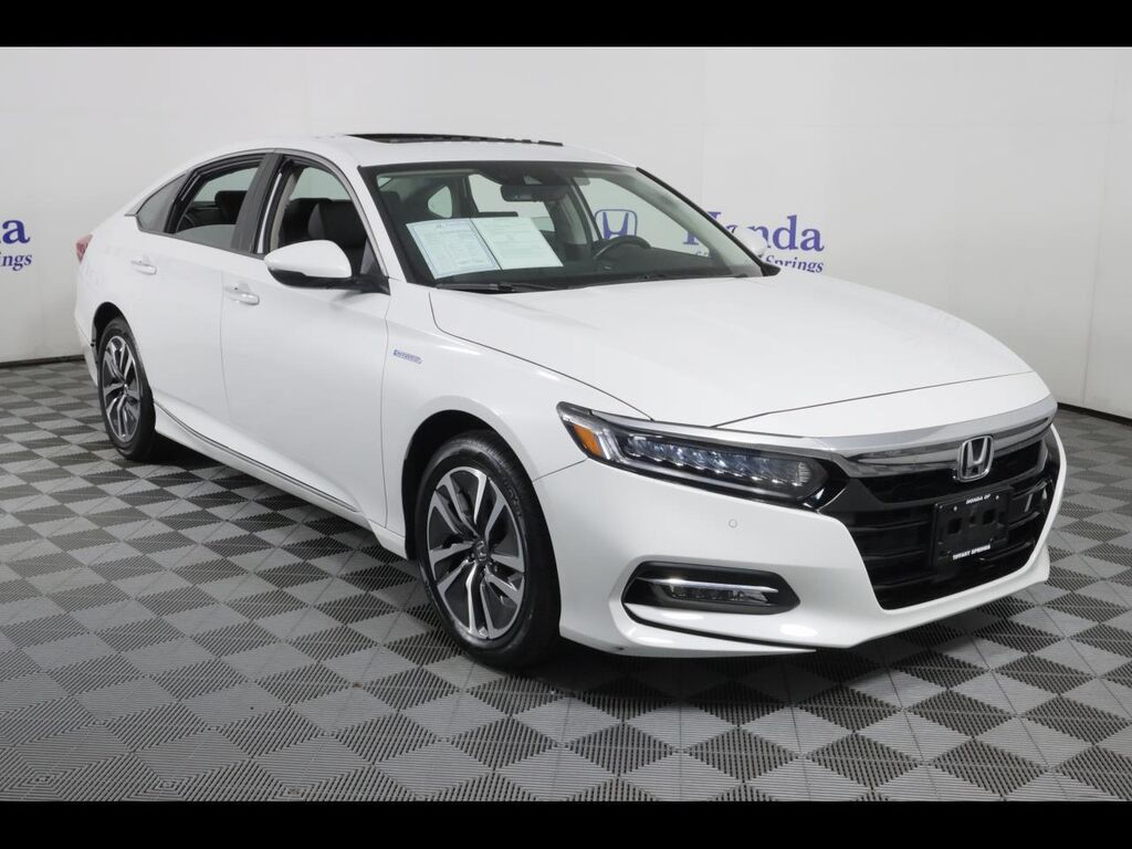 2019 Honda Accord Hybrid Touring — photo 1 of 7