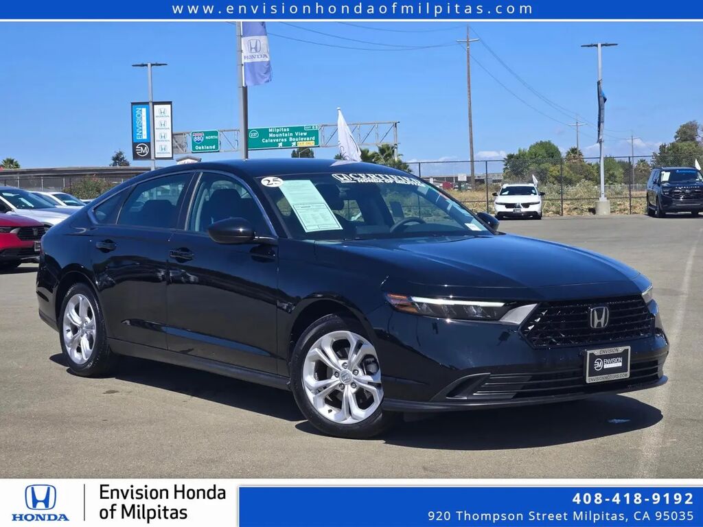 2025 Honda Accord LX — photo 1 of 13