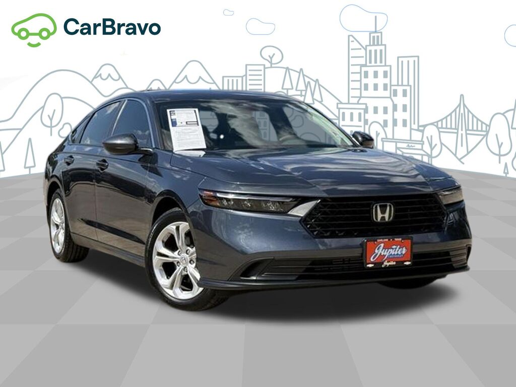 2025 Honda Accord Sedan LX — photo 1 of 7
