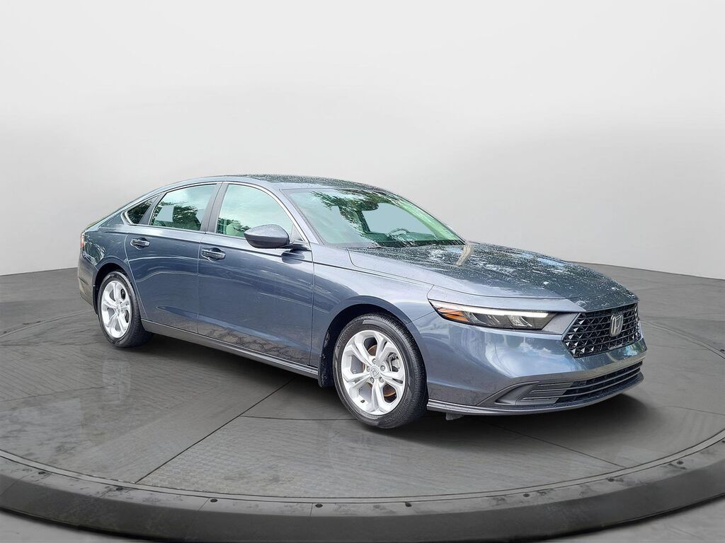 2024 Honda Accord LX — photo 1 of 13