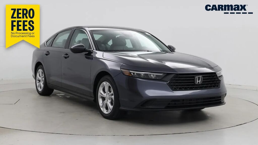 2025 Honda Accord LX — photo 1 of 13