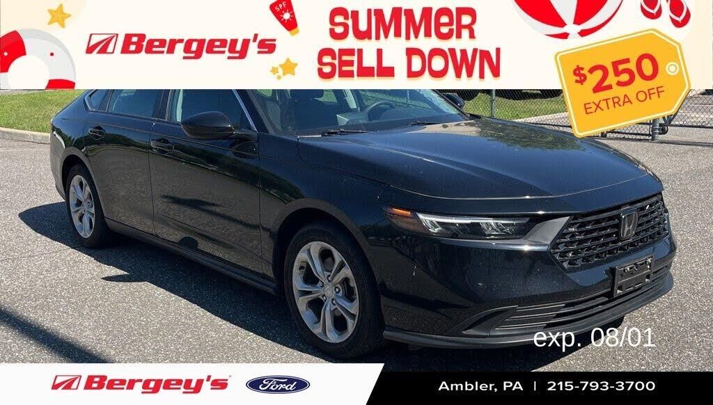 2023 Honda Accord LX — photo 1 of 2