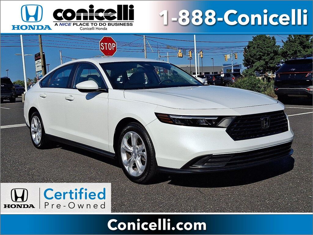 2025 Honda Accord LX — photo 1 of 13