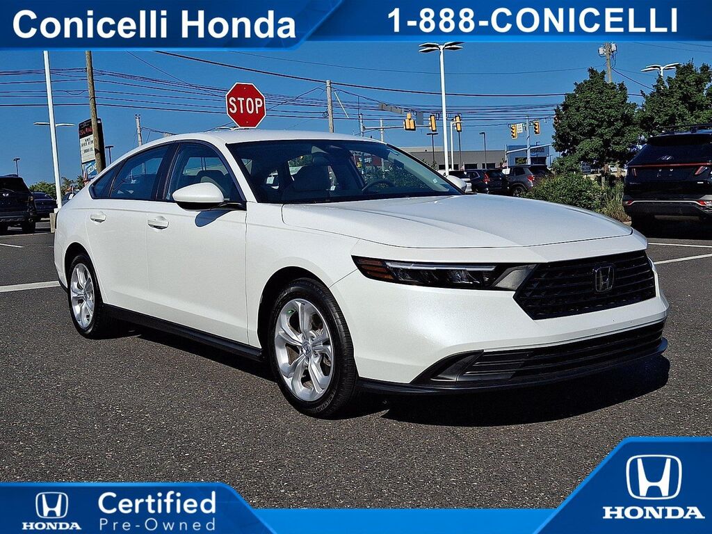 2025 Honda Accord LX — photo 1 of 13