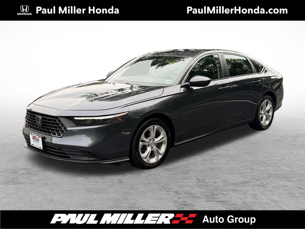 2024 Honda Accord LX — photo 1 of 13
