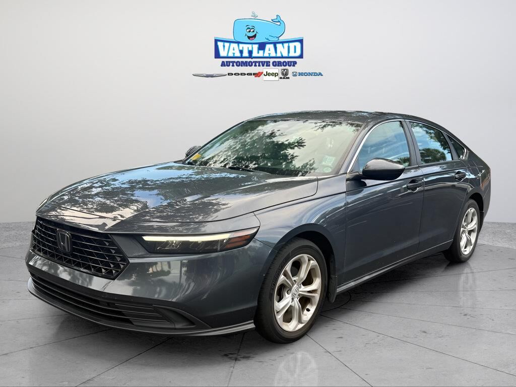 2023 Honda Accord LX — photo 1 of 13