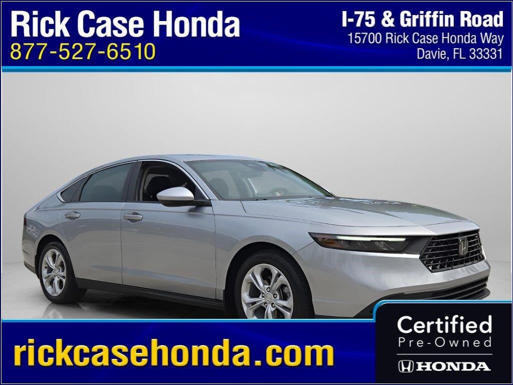 2025 Honda Accord LX — photo 1 of 12