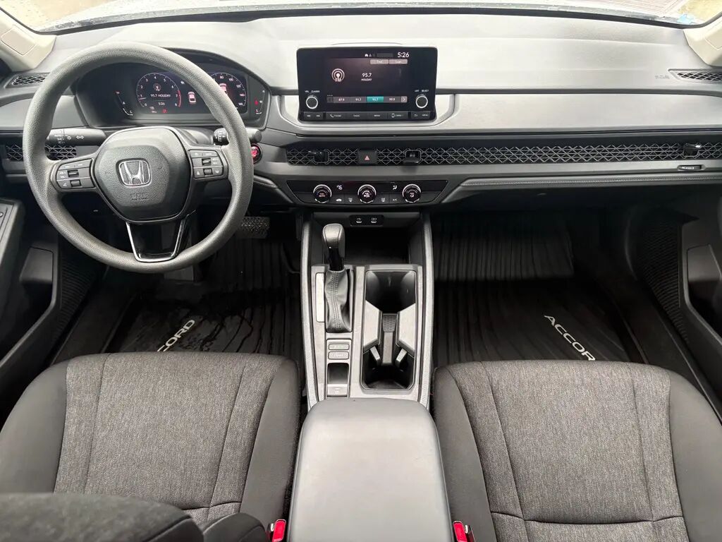 2025 Honda Accord LX — photo 1 of 13