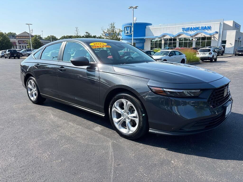 2025 Honda Accord LX — photo 1 of 1