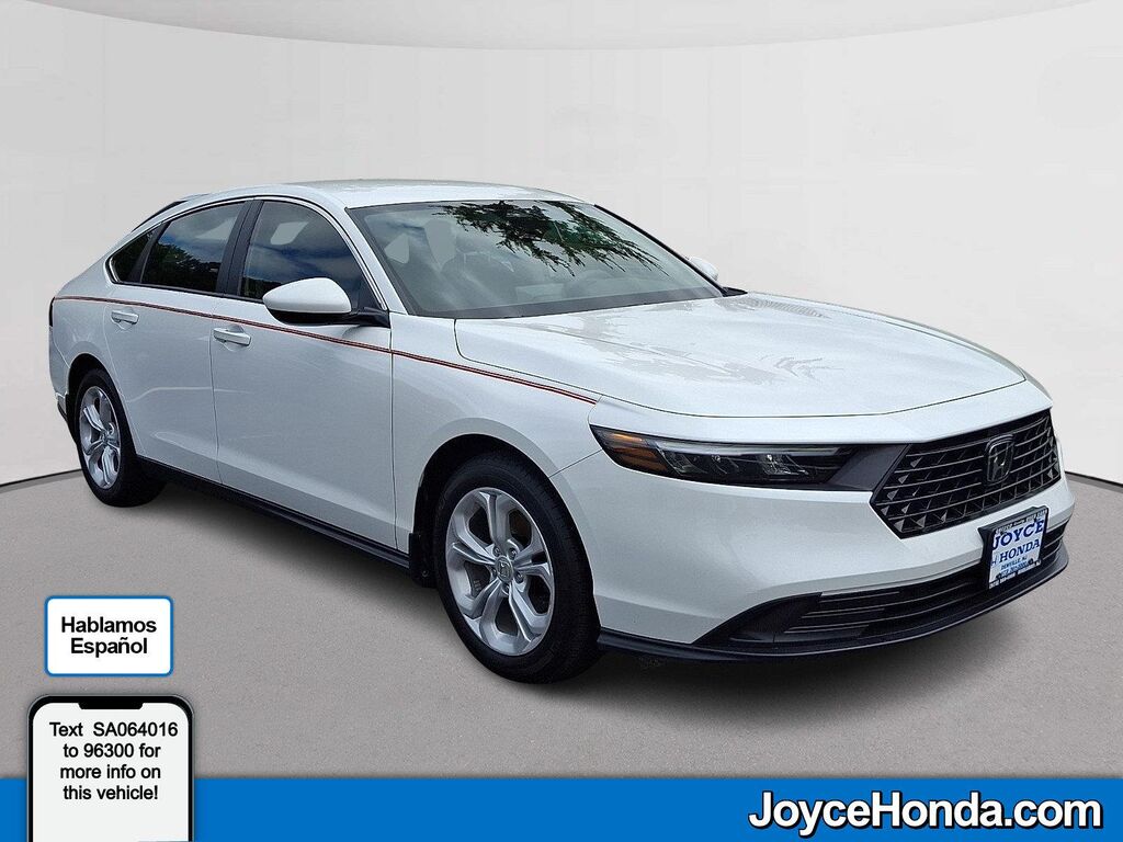 2025 Honda Accord LX — photo 1 of 13