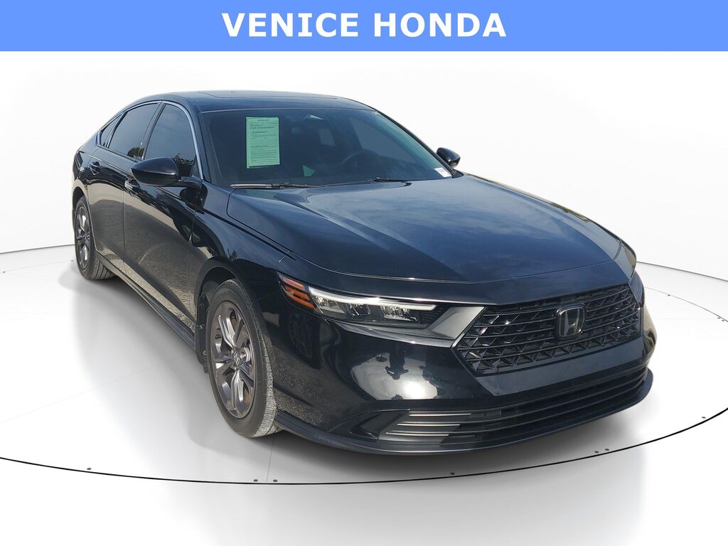 2023 Honda Accord EX — photo 1 of 10