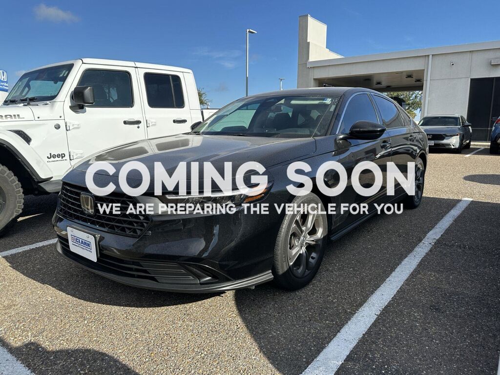 2023 Honda Accord Sedan EX — photo 1 of 4