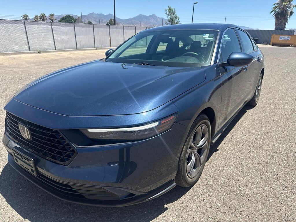 2023 Honda Accord EX — photo 1 of 13