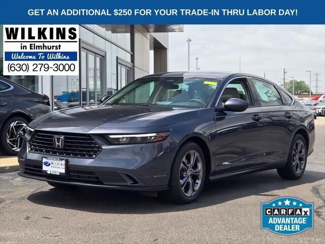 2023 Honda Accord EX — photo 1 of 13