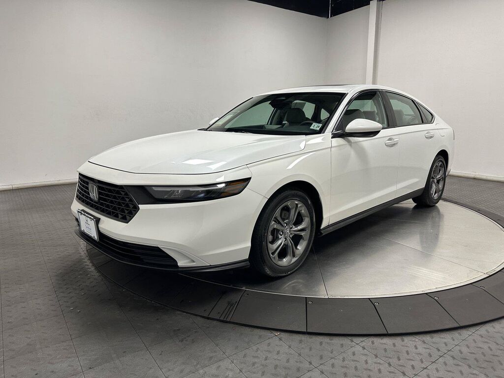 2024 Honda Accord Sedan 1.5T EX — photo 1 of 7