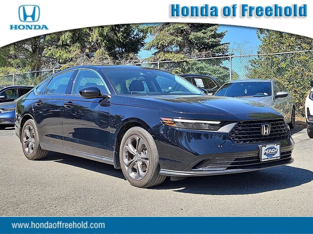 2023 Honda Accord EX — photo 1 of 13