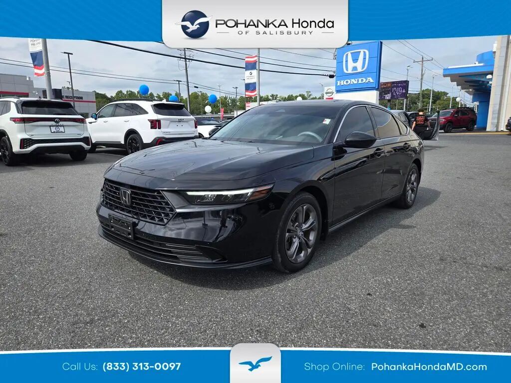 2023 Honda Accord EX — photo 1 of 13