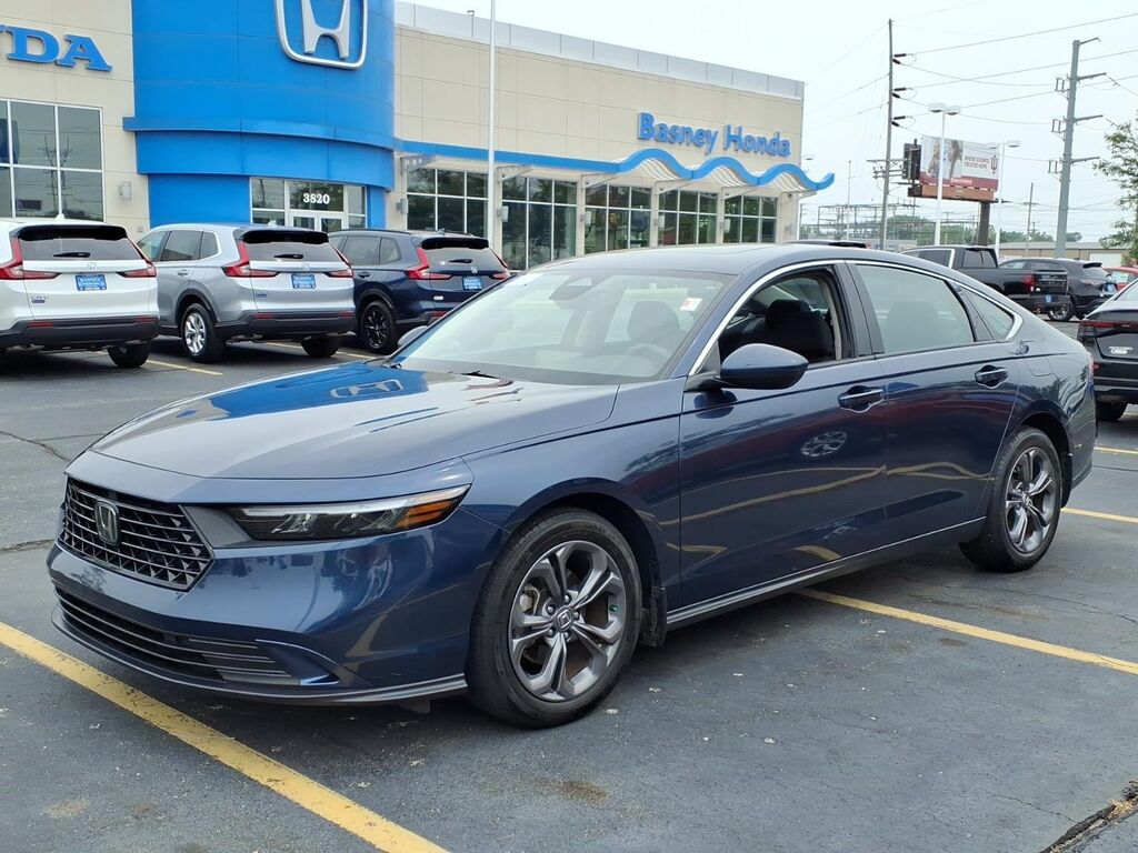 2023 Honda Accord EX — photo 1 of 13