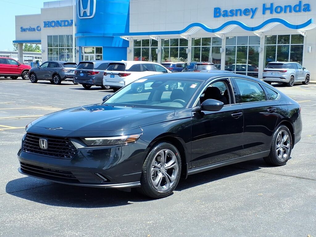2023 Honda Accord EX — photo 1 of 13