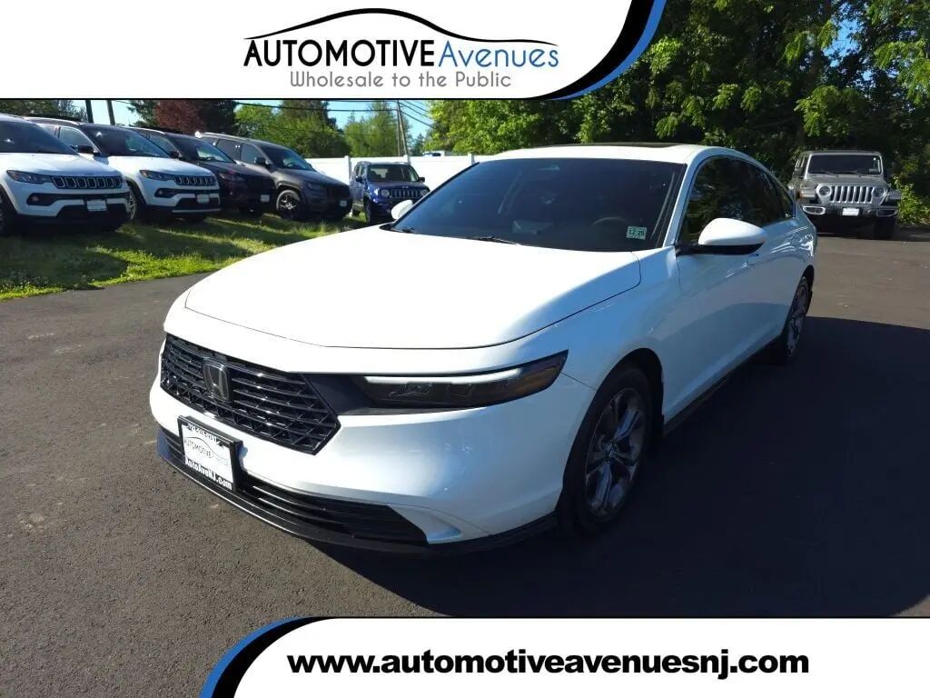 2024 Honda Accord EX — photo 1 of 13