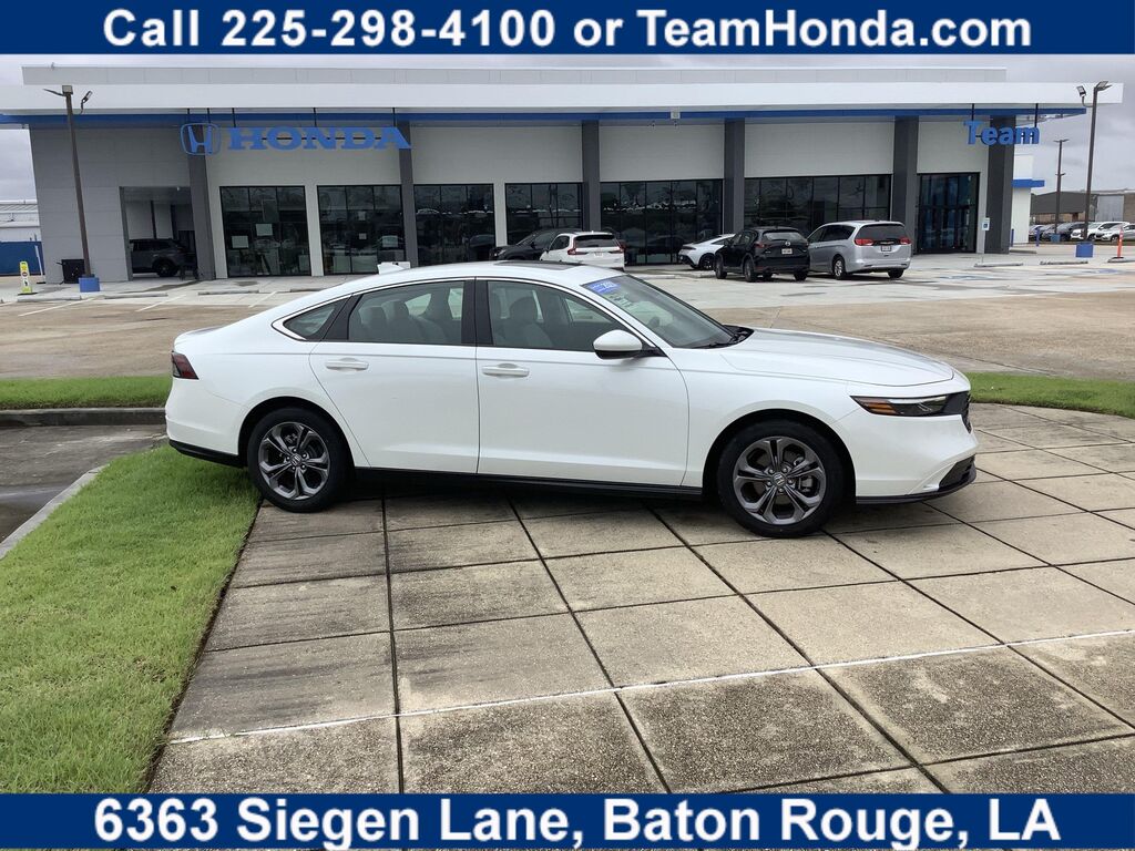 2023 Honda Accord EX — photo 1 of 13