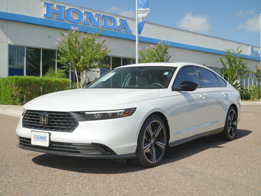 2026 Honda Accord Sedan SE — photo 1 of 13