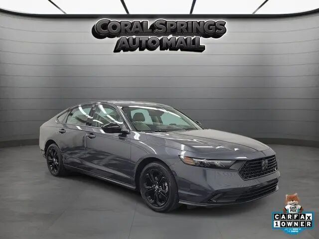 2025 Honda Accord SE — photo 1 of 13