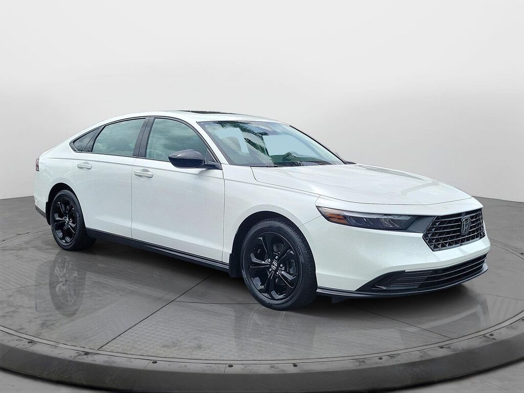 2025 Honda Accord SE — photo 1 of 13