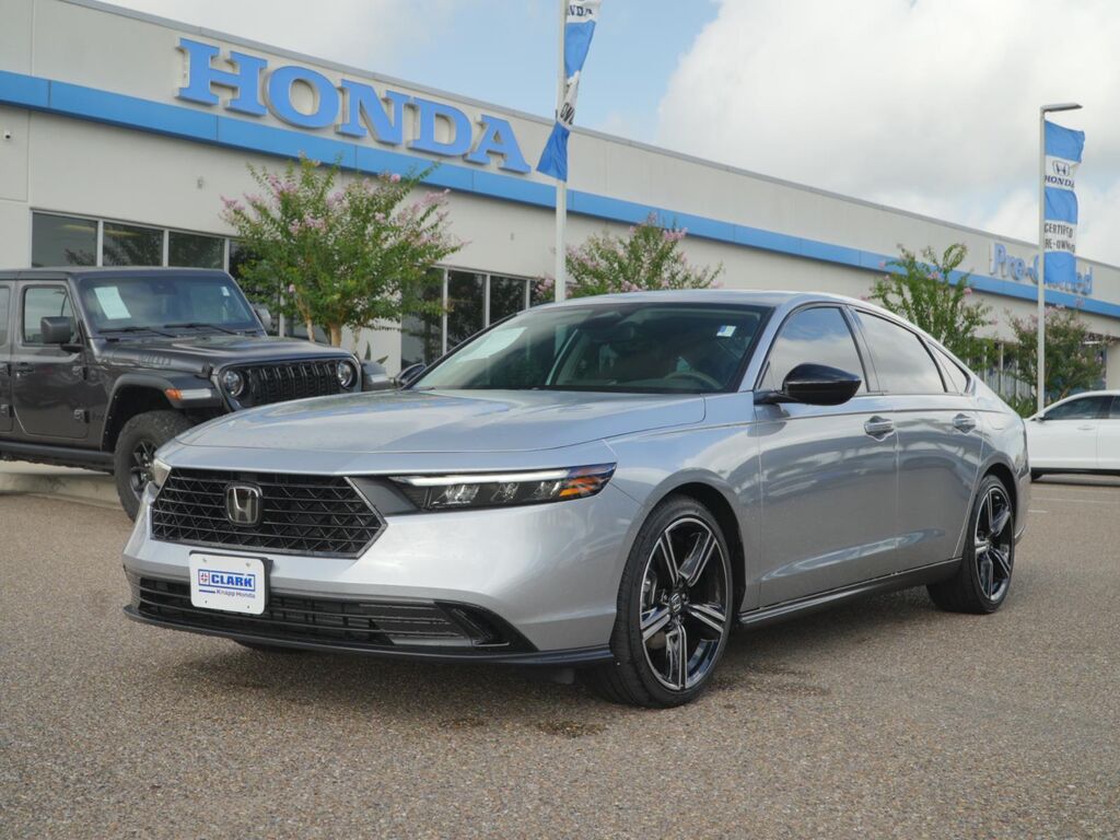 2026 Honda Accord Sedan SE — photo 1 of 13