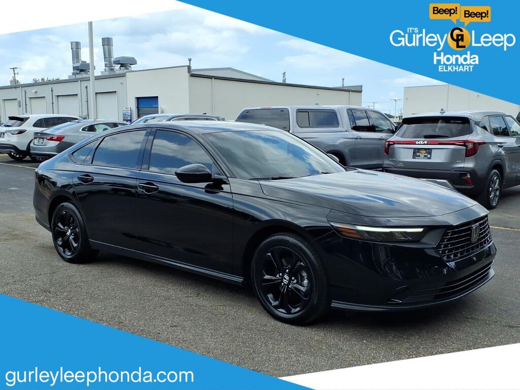 2025 Honda Accord SE — photo 1 of 13