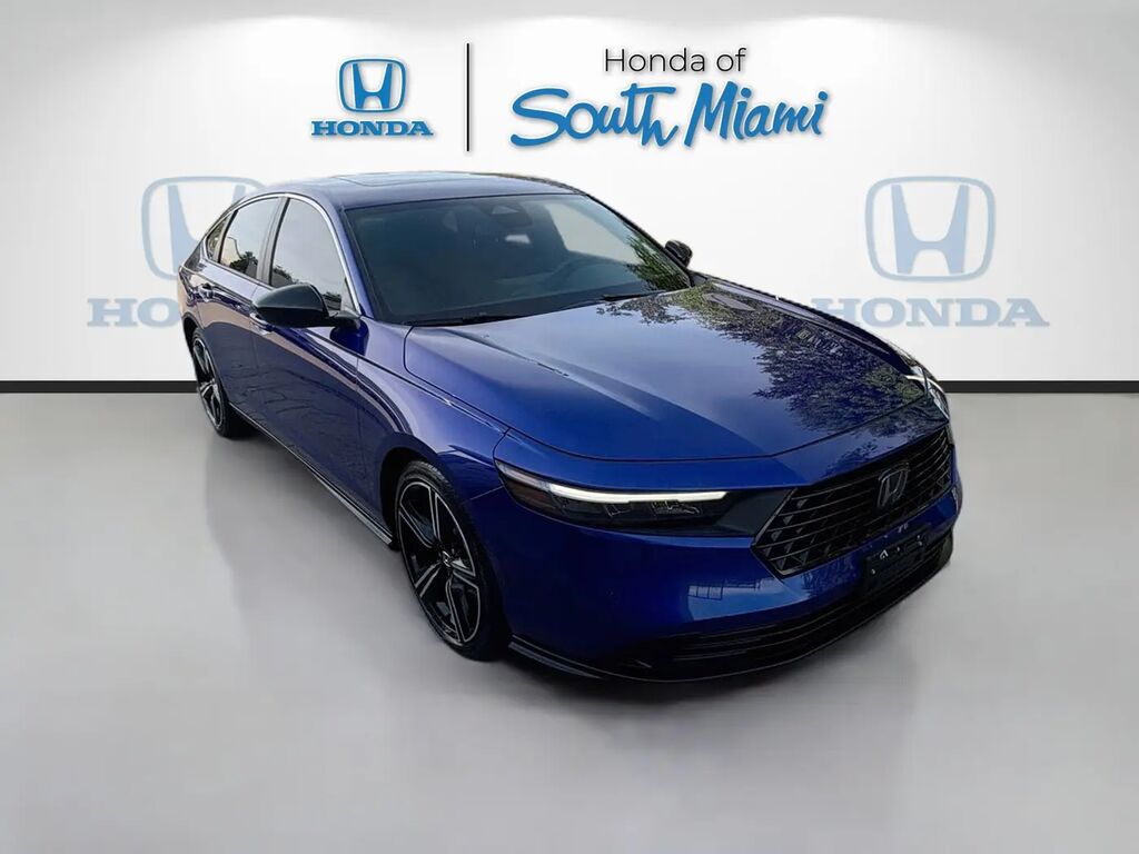 2023 Honda Accord Hybrid Sport — photo 1 of 13
