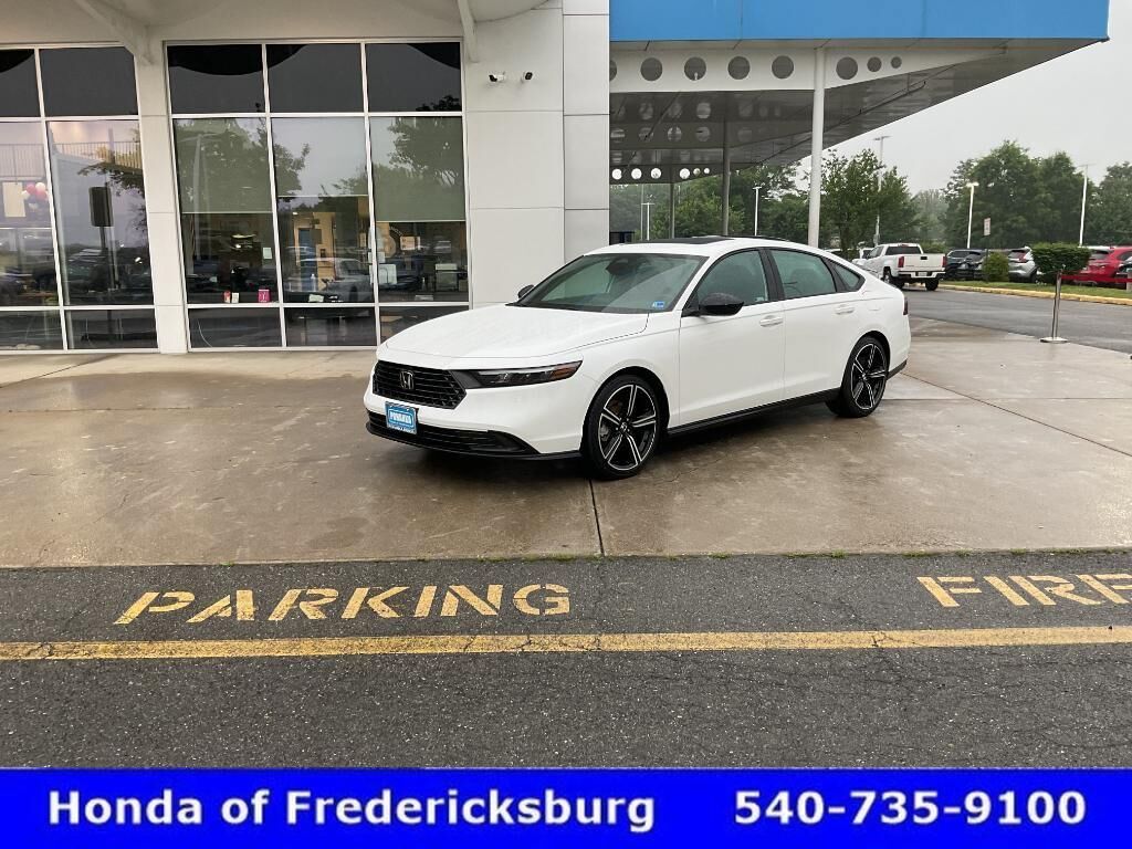 2026 Honda Accord Hybrid Sport — photo 1 of 13