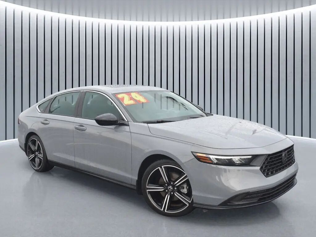 2024 Honda Accord Hybrid Sport — photo 1 of 13