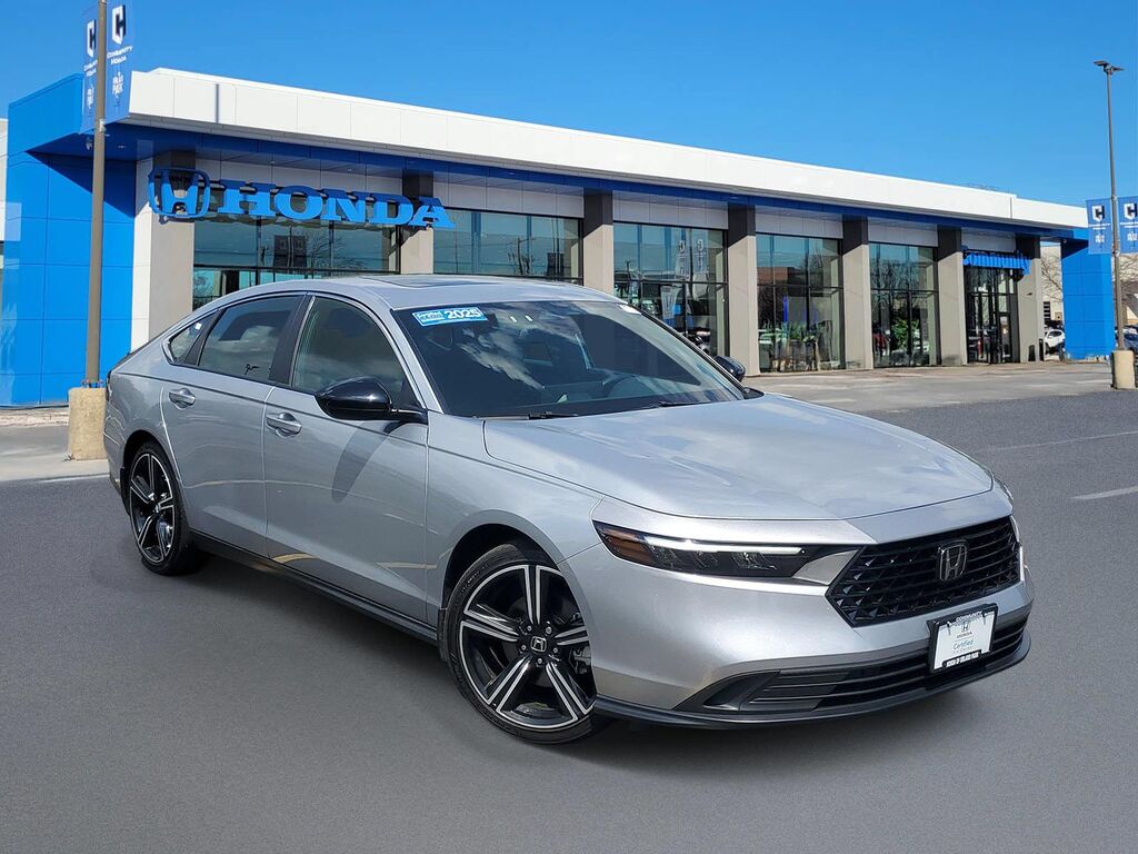 2025 Honda Accord Hybrid Sport — photo 1 of 13