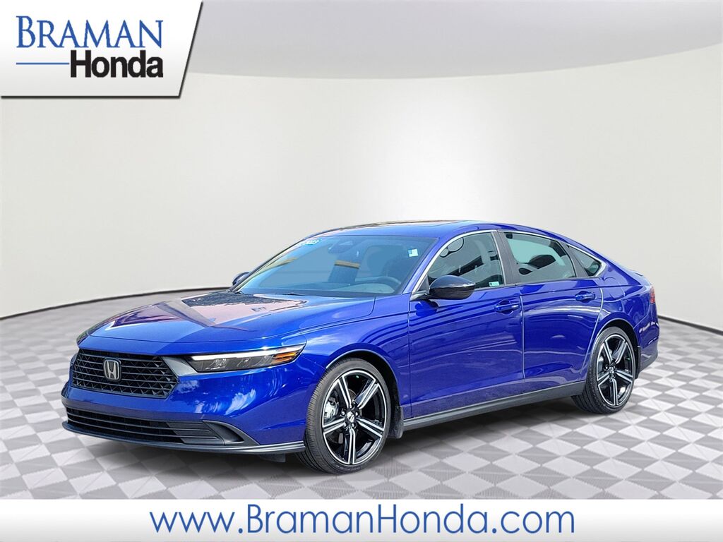 2023 Honda Accord Hybrid — photo 1 of 13